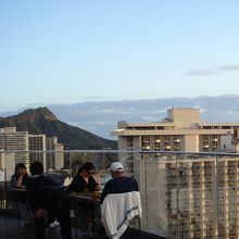 ダイヤモンドヘッドも見えます