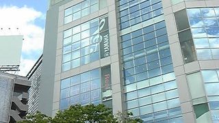 ビル自体は開いていた