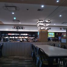 フードコート