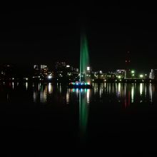 千波湖の噴水ライトアップ