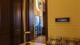 朝食であっても、さすがの高級ホテル