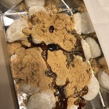 黒蜜たっぷり…まだボトルに半分以上残っている