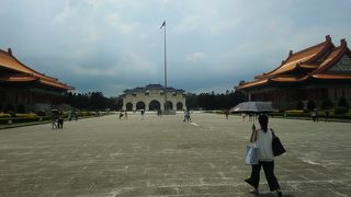 中正紀念堂の正門