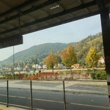 市街地まですぐ。