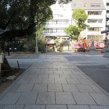 境内に入ると…