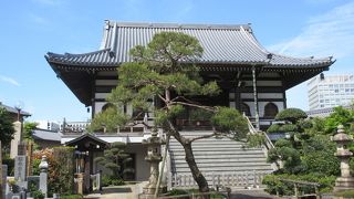 静かで落ち着きが感じられる寺です