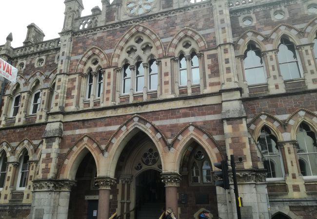 ロイヤル アルバート記念博物館＆美術館