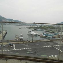 窓からは素晴らしい眺めが