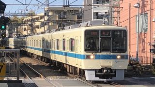 観光の時間だけロマンスカー、あとは快速急行