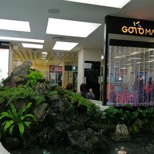 このあたりにボランティアスタッフがいた