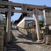 からす天狗の瓦が見事な日本遺産に認定されている神社