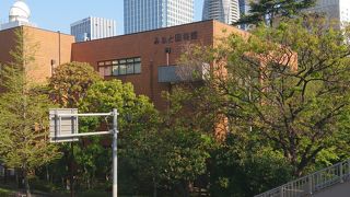 みなと図書館♪