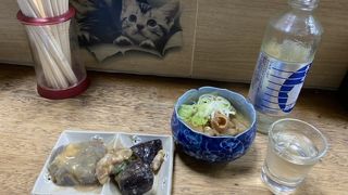 もつ煮込みと焼鳥を日本酒で！
