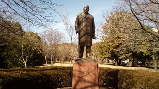 皇居の清水門から近いです。