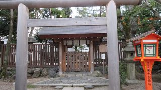 御祭神は伊勢神宮の天照大御神、豊受大神です