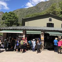 遺跡入り口真ん前にあるホテル