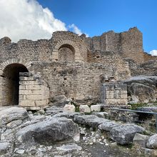 ドゥッガ遺跡一番大きな住まい跡クローバーの家