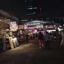 市場のバーエリア