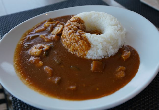 クルージング気分でカレーを堪能