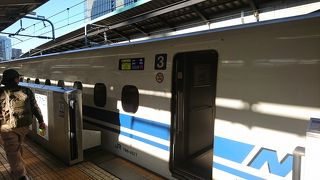 新型コロナの影響で、自由席もガラガラ