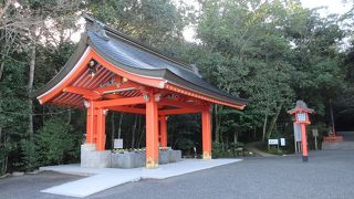 重さ24トンの御影石