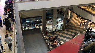 駅直結で便利に。