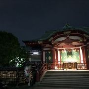 花の天神様、東宰府天満宮とも呼ばれていました。とても素敵な神社でした。５月藤が満開で最高でした。