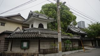 門前に野田城跡