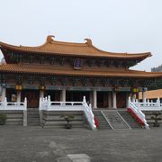 大きな孔子廟