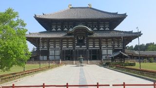 中門付近から遙拝