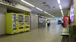 駅に直結