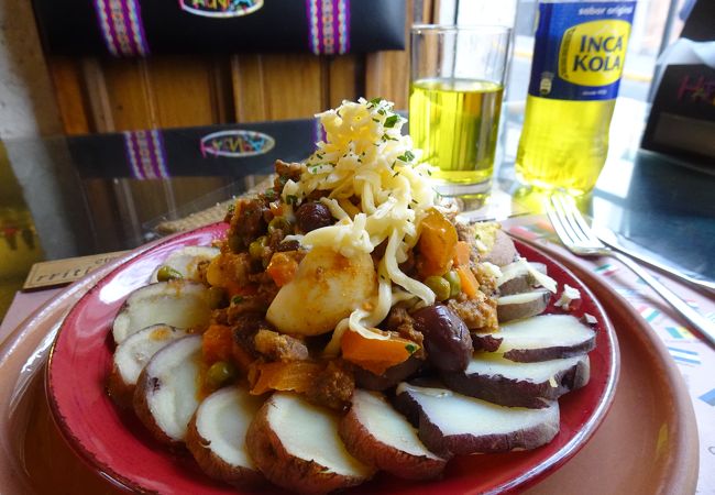 色々なポテトが味わえるペルー料理店