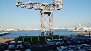 新港埠頭に整備されたハンマーヘッド