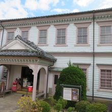 内部は写真館です