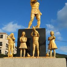 上の先生がユニークですね