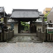 なるほど、商店街は、このお寺の…