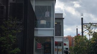 お洒落な商業施設