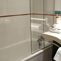 バスタブ付で体を休められます