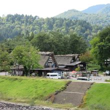 かつて居住していた民家を移築（つまり今は住んでいない）