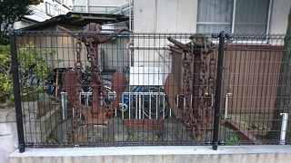 両国小学校近くにあります