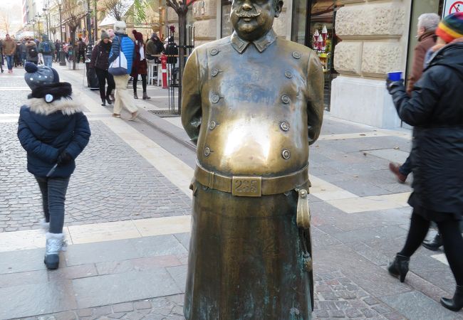 The Fat Policeman Statue クチコミ・アクセス・営業時間