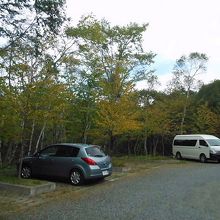 戸隠森林植物園駐車場付近の風景