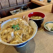 海老天とじ丼
