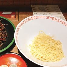 替玉、きくらげ　現金で支払い