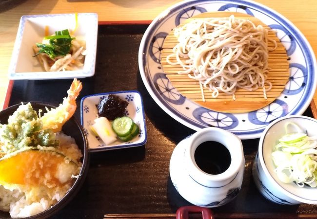 おいしい蕎麦と定食