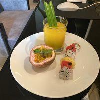 ロビーでのウエルカムドリンク+フルーツ