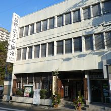 場所も太閤橋のすぐ近くでわかりやすいです。