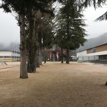 増島天満神社への参道