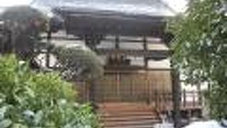 落着いた雰囲気のお寺