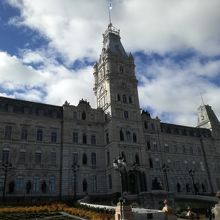 立派な建物